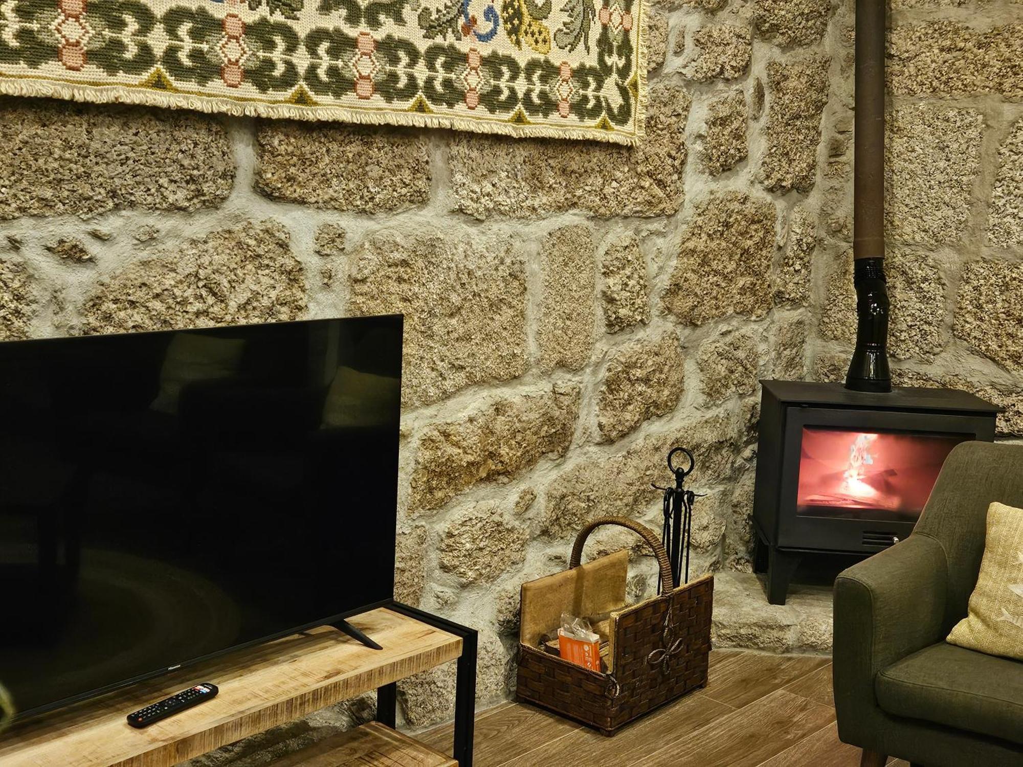 Maison d'hôtes Quinta da Casa dos Santos - Inside Gerês Extérieur photo